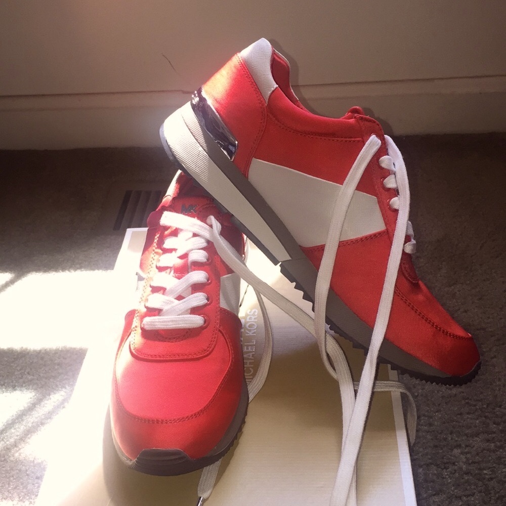 Micheal Kors Allie Sneaker